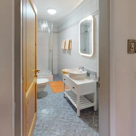 Apartementhaus Schoendorfer *