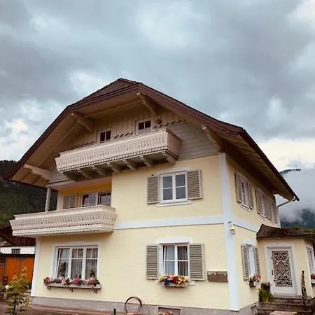 Apartamento Apartementhaus Schoendorfer Strobl