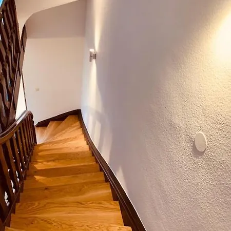 Apartementhaus Schoendorfer * Штробль