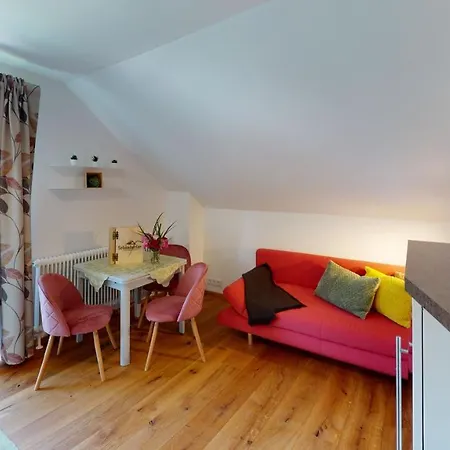 Apartementhaus Schoendorfer *