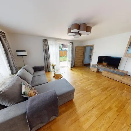 Apartamento Apartementhaus Schoendorfer Strobl