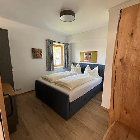 Apartementhaus Schoendorfer Штробль