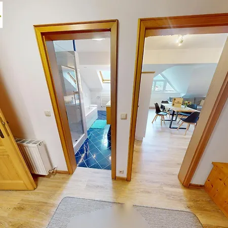 شقة Apartementhaus Schoendorfer شتروبل
