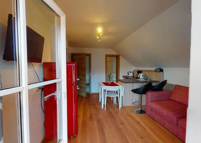 Apartementhaus Schoendorfer דירה שטרובל