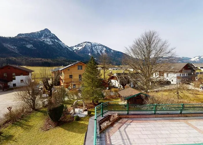 Apartementhaus Schoendorfer Strobl