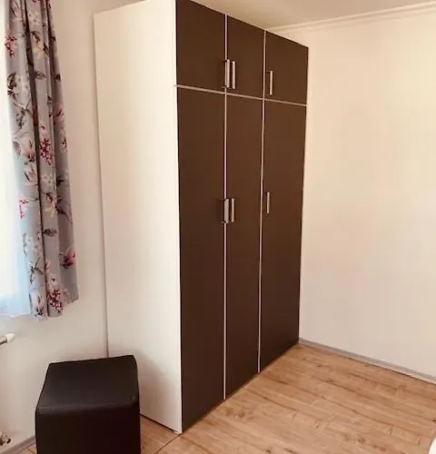 Apartementhaus Schoendorfer * Strobl