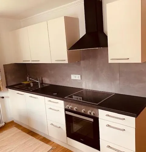 Apartementhaus Schoendorfer Apartamento Strobl