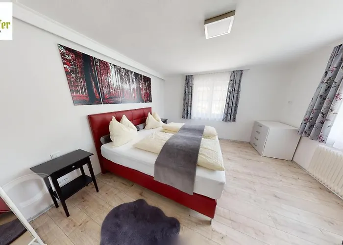 Apartementhaus Schoendorfer * שטרובל
