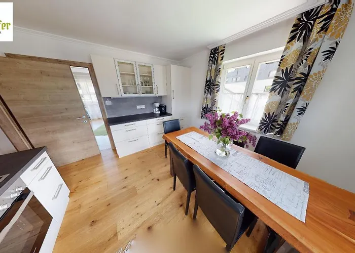 Apartementhaus Schoendorfer Lägenhet Strobl